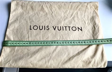 louis vuitton vetrine rotte spot|louis vuitton dust bags.